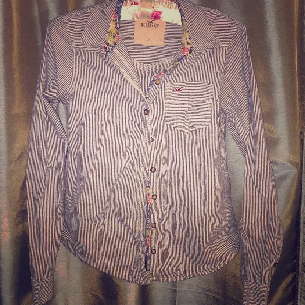 Hollister Long sleeve button up